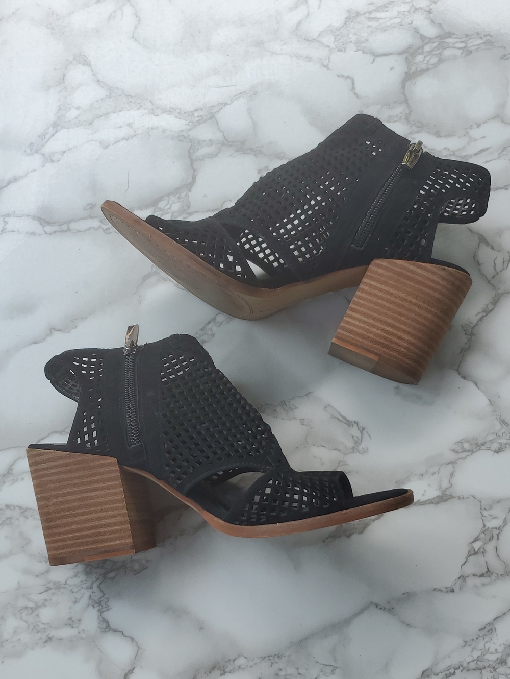 Vince Camuto Kampbell Black Perforated Sandals - Size 8 (Worn Once!)